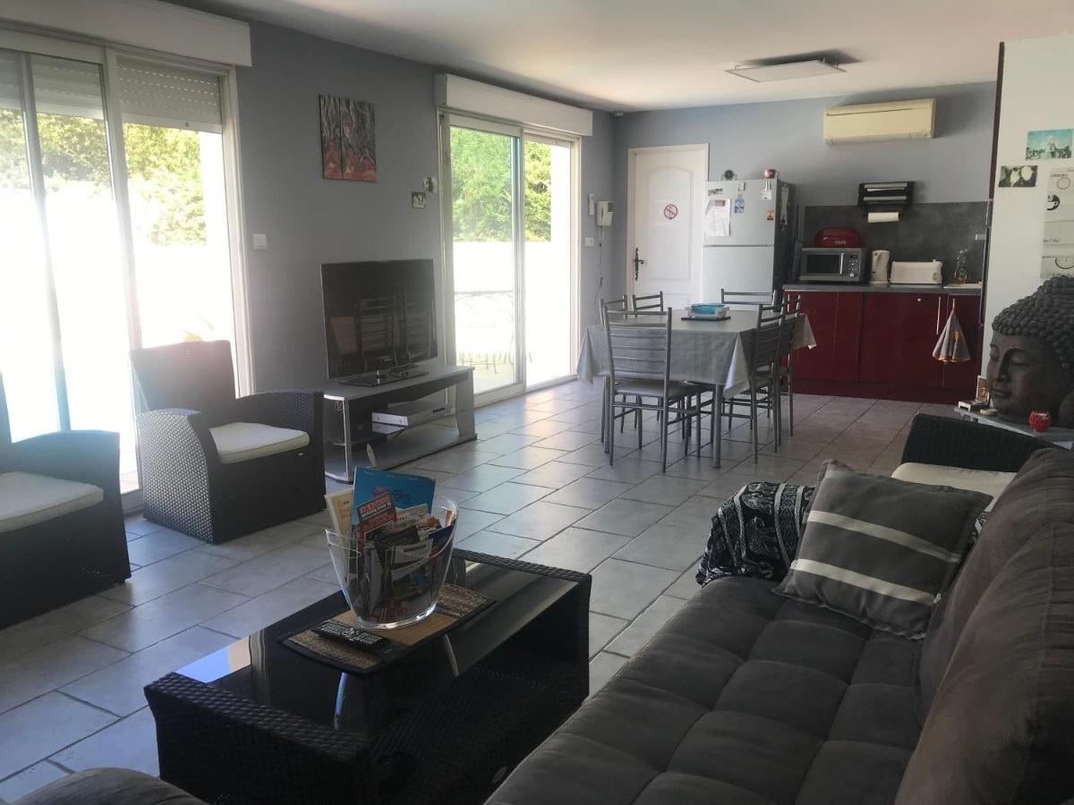 Apartamento Les Clématites Donzère Exterior foto